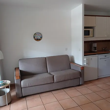 Entre Terre Et 4 Personnes *