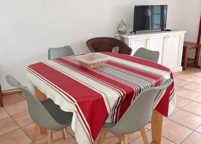 Entre Terre Et 4 Personnes Apartman *