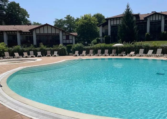 Entre Terre Et 4 Personnes Apartman