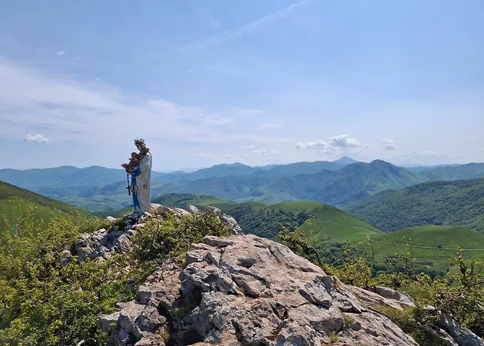 Entre Terre Et 4 Personnes Apartman